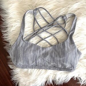 Lululemon Free to Be Zen Bra
